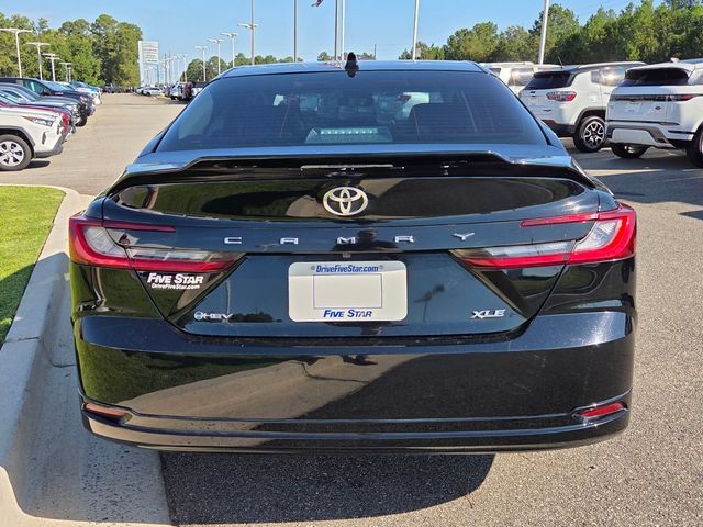 Used 2025 Toyota Camry XLE FWD image 10