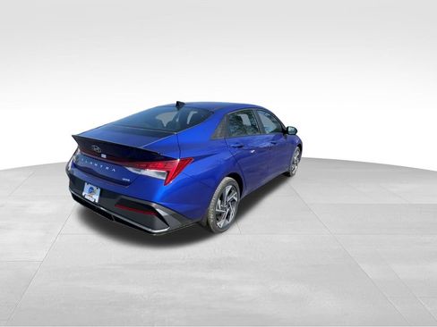 New 2025 Hyundai Elantra SEL image 21
