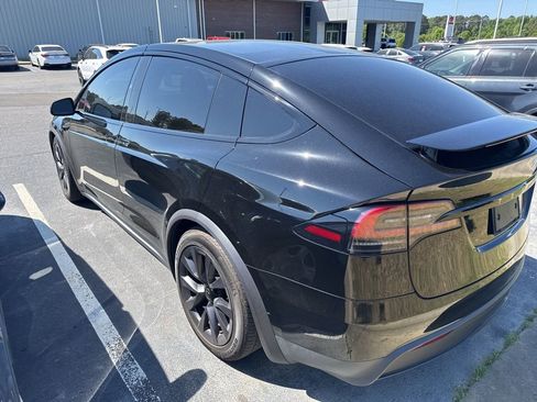 Used 2023 Tesla Model X image 10