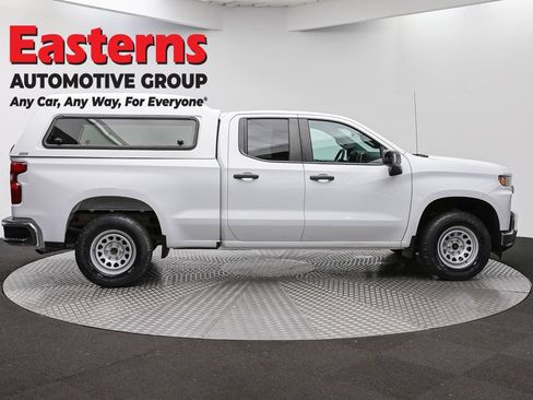 Used 2021 Chevrolet Silverado 1500 W/T w/ WT Value Package AWD/4WD image 4