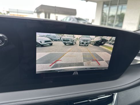 Used 2025 Buick Envista Sport Touring w/ Convenience I Package FWD image 17