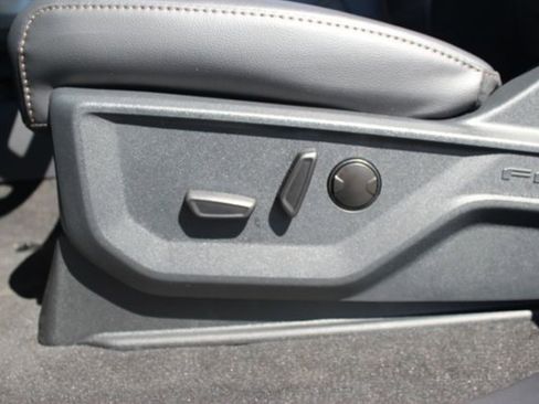 New 2025 Ford F350 Lariat w/ Lariat Ultimate Package image 30