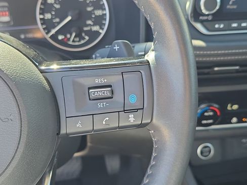Certified 2023 Nissan Rogue SV w/ SV Premium B Package FWD image 32