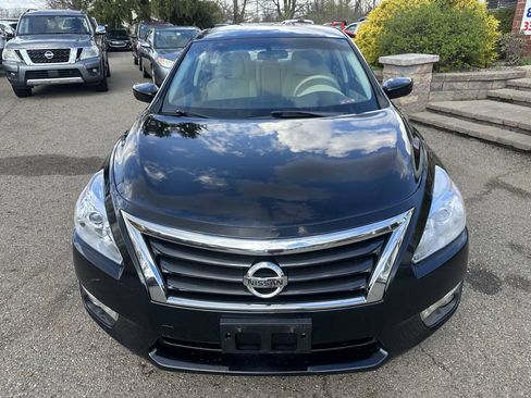 Used 2015 Nissan Altima 2.5 SV FWD image 11
