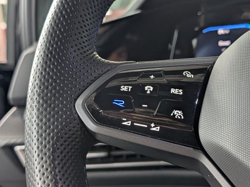 Used 2023 Volkswagen Golf R AWD/4WD image 22
