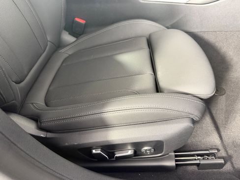 Used 2024 BMW i4 eDrive35 w/ Premium Package RWD image 34