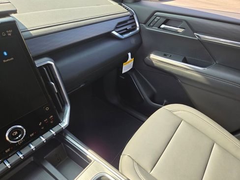 New 2026 GMC Acadia Elevation w/ Elevation Premium Package image 20