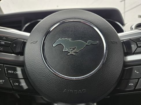 Used 2016 Ford Mustang GT Premium image 25