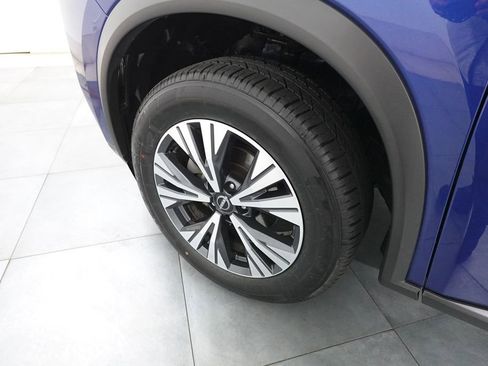 Used 2023 Nissan Rogue SV image 28