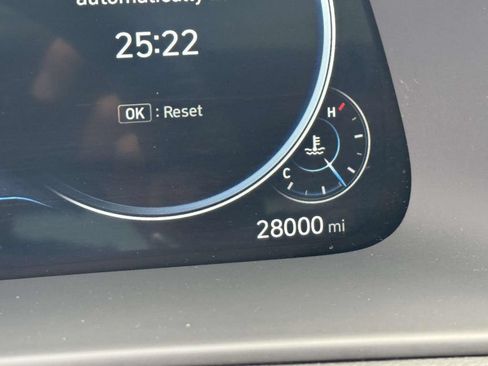 Used 2021 Hyundai Sonata Limited w/ Preferred Accessory Package FWD image 20