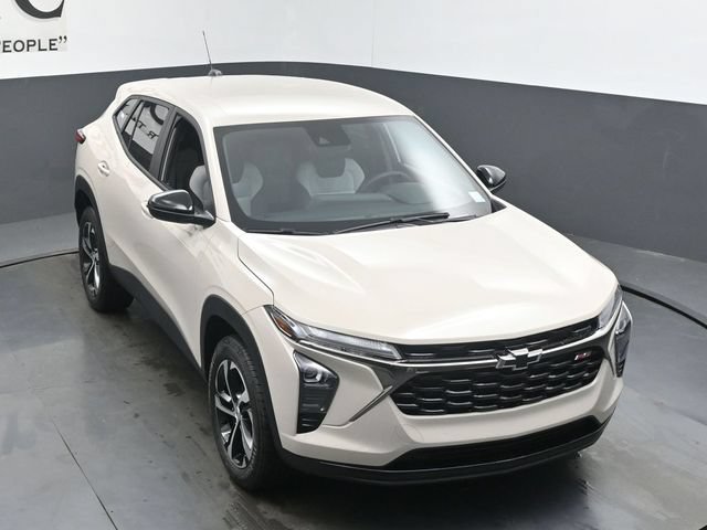 New 2026 Chevrolet Trax RS FWD image 25