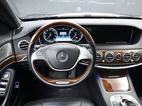 Used 2016 Mercedes-Benz S 550 4MATIC Sedan image 23