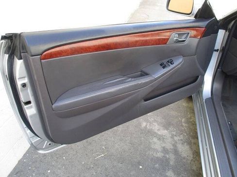 Used 2006 Toyota Solara SLE FWD image 11