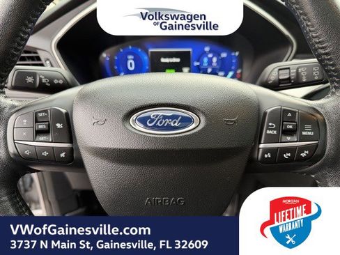 Used 2020 Ford Escape SE Sport image 22