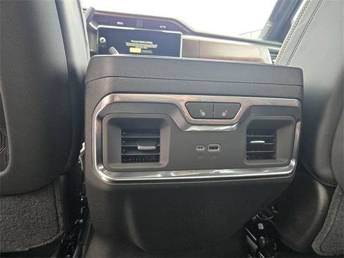 New 2026 GMC Sierra 3500 Denali Ultimate image 15