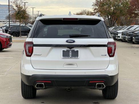 Used 2016 Ford Explorer Sport w/ Equipment Group 401A image 8