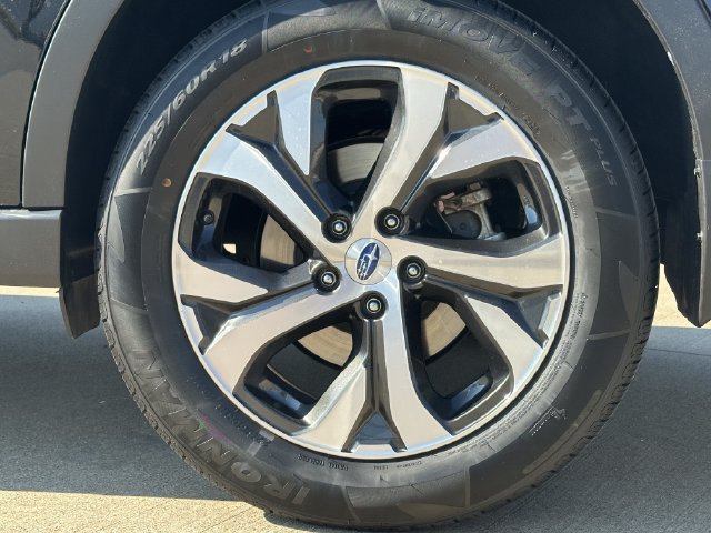 Used 2021 Subaru Outback Touring AWD/4WD image 12