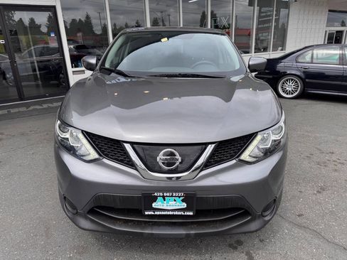 Used 2019 Nissan Rogue Sport S FWD image 7