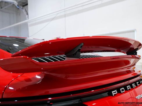 Used 2021 Porsche 911 Turbo S image 21