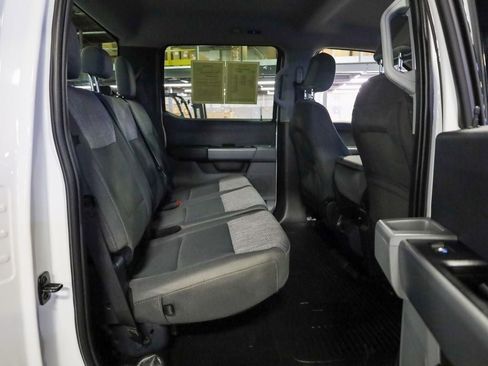 Used 2024 Ford F350 XLT w/ FX4 Off-Road Package image 25