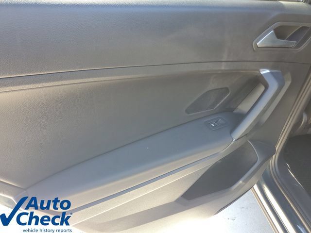 Used 2019 Volkswagen Tiguan SEL FWD image 14