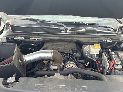 Used 2019 RAM 1500 Big Horn AWD/4WD image 9