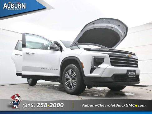 New 2026 Chevrolet Traverse LT image 33