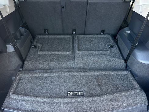 Used 2021 Volkswagen Tiguan S image 16