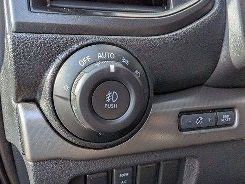 Used 2020 Nissan Titan PRO-4X w/ Pro-4x Convenience Package image 30