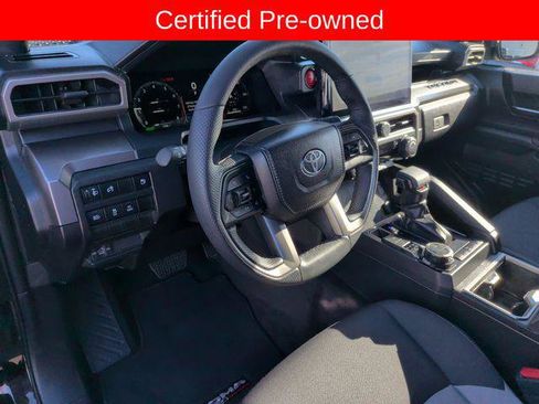 Certified 2025 Toyota Tacoma TRD Off-Road AWD/4WD image 13