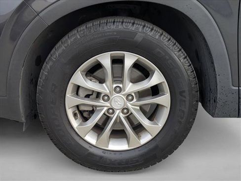 Used 2020 Hyundai Santa Fe SE image 23