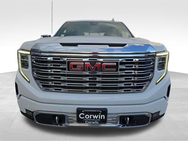 Used 2024 GMC Sierra 1500 Denali w/ Technology Package AWD/4WD image 4