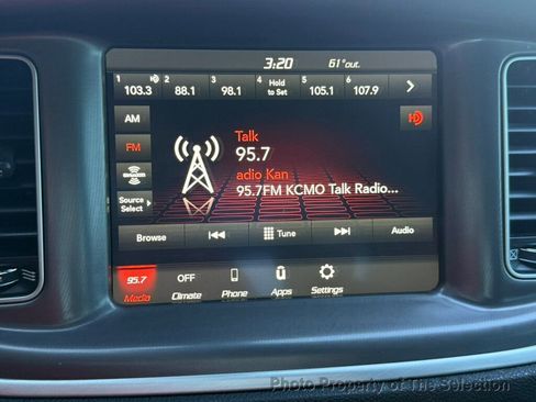 Used 2022 Dodge Charger GT image 28