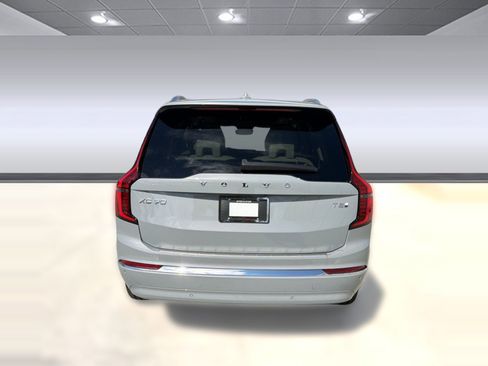 New 2026 Volvo XC90 T8 Ultra w/ Protection Package Premier AWD/4WD image 10