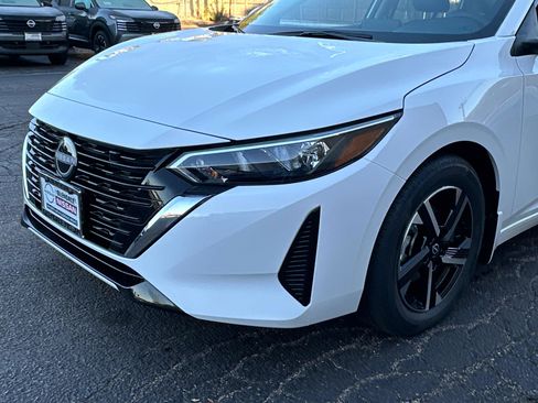 New 2025 Nissan Sentra SV w/ All-Weather Package image 8