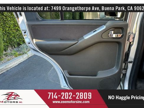 Used 2011 Nissan Pathfinder SV RWD image 44
