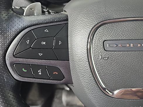 Used 2021 Dodge Durango R/T w/ Blacktop Package AWD/4WD image 15