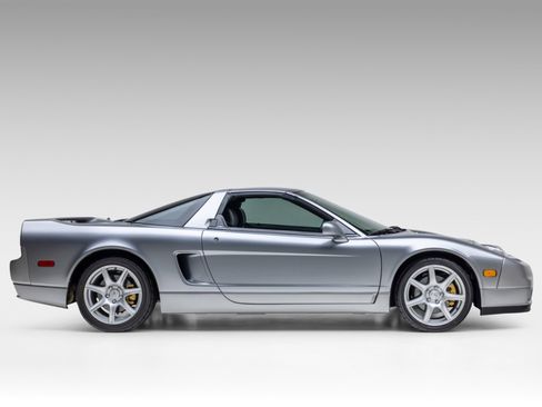 Used 2004 Acura NSX T image 5