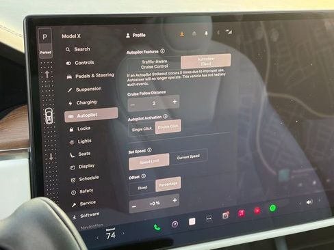 Used 2023 Tesla Model X image 15