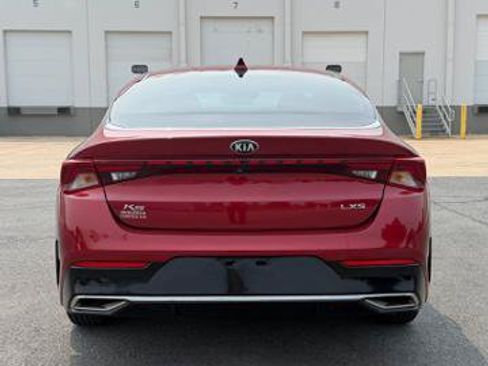 Used 2021 Kia K5 LXS FWD image 5