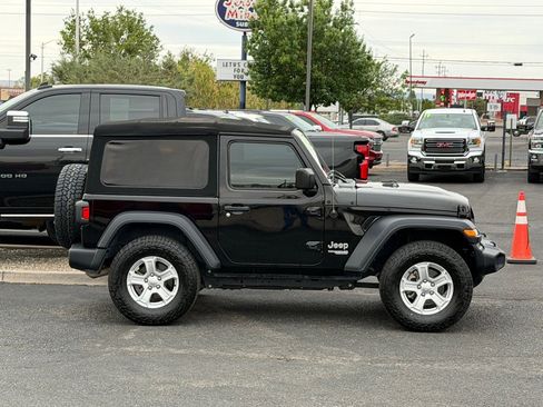 Used 2020 Jeep Wrangler Sport AWD/4WD image 42