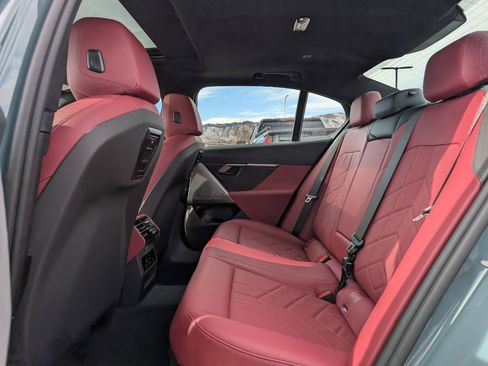 Used 2026 BMW 540i xDrive image 17