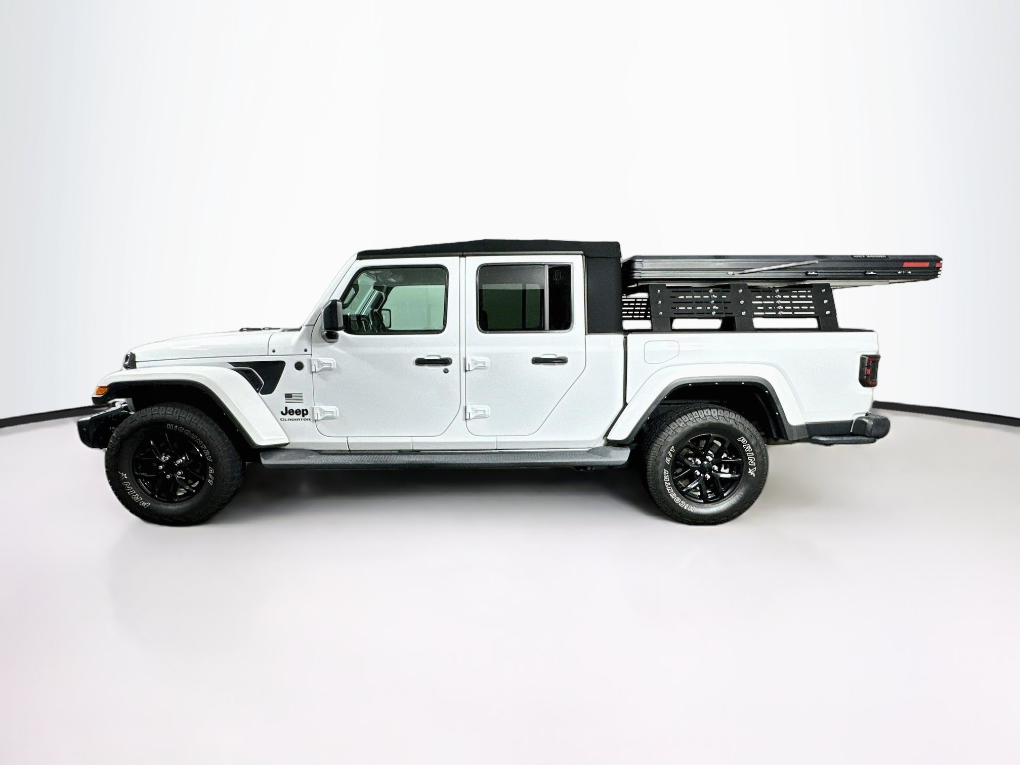 Used 2023 Jeep Gladiator Sport AWD/4WD image 4