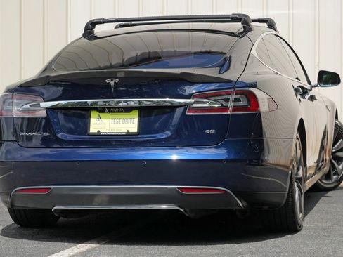 Used 2014 Tesla Model S 85 RWD image 4
