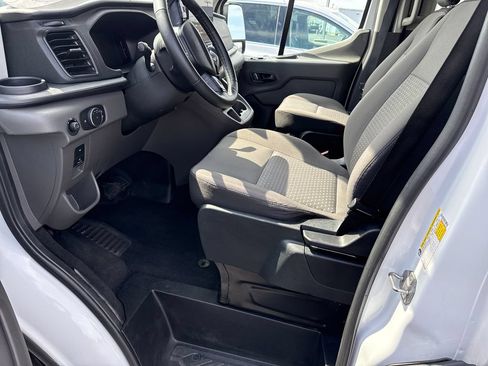 Used 2026 Ford Transit 350 XLT RWD image 18