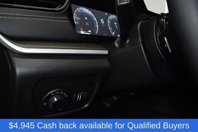 New 2026 Jeep Grand Cherokee Altitude AWD/4WD image 20