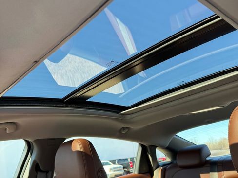 Used 2018 Chevrolet Malibu LT w/ Leather Package image 27