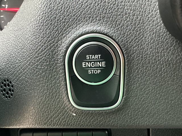 Used 2025 Mercedes-Benz Sprinter 2500 image 32