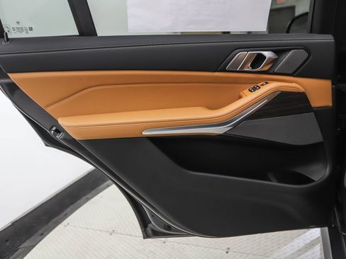 New 2026 BMW X7 xDrive40i w/ M Sport Package AWD/4WD image 20