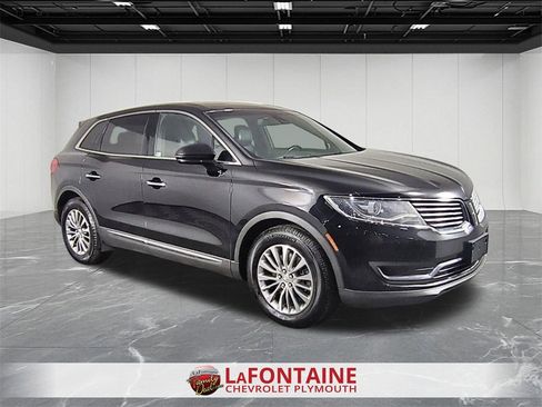 Used 2016 Lincoln MKX Select w/ Select Plus Package image 2